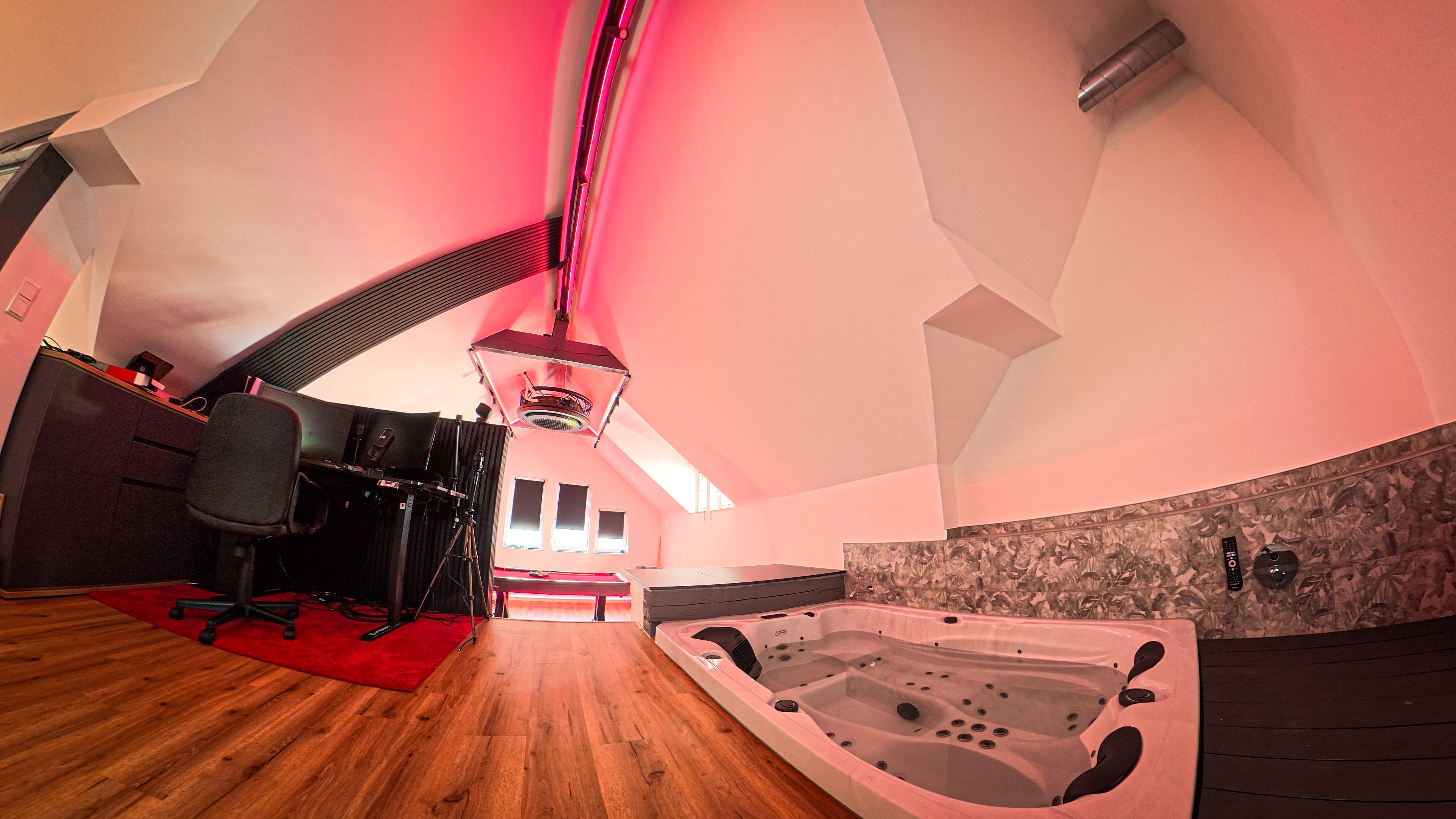 Innenraum des RedContentLoft Überlingen am Bodensee